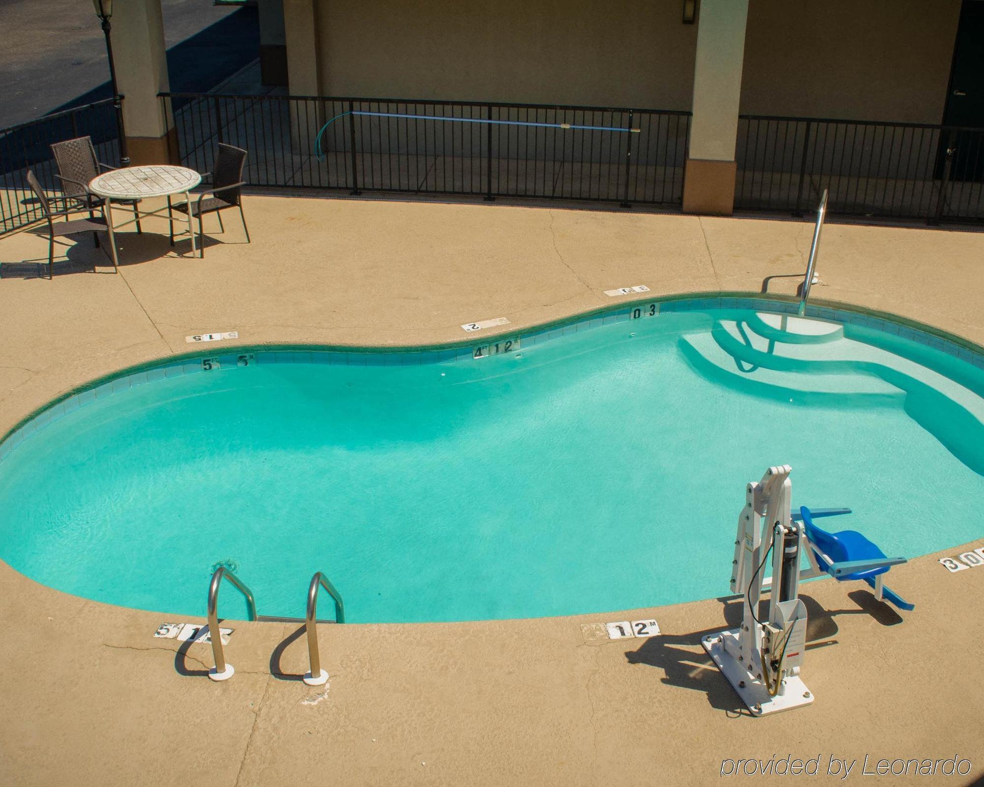 Red Roof Inn Mobile North - Saraland Exterior photo