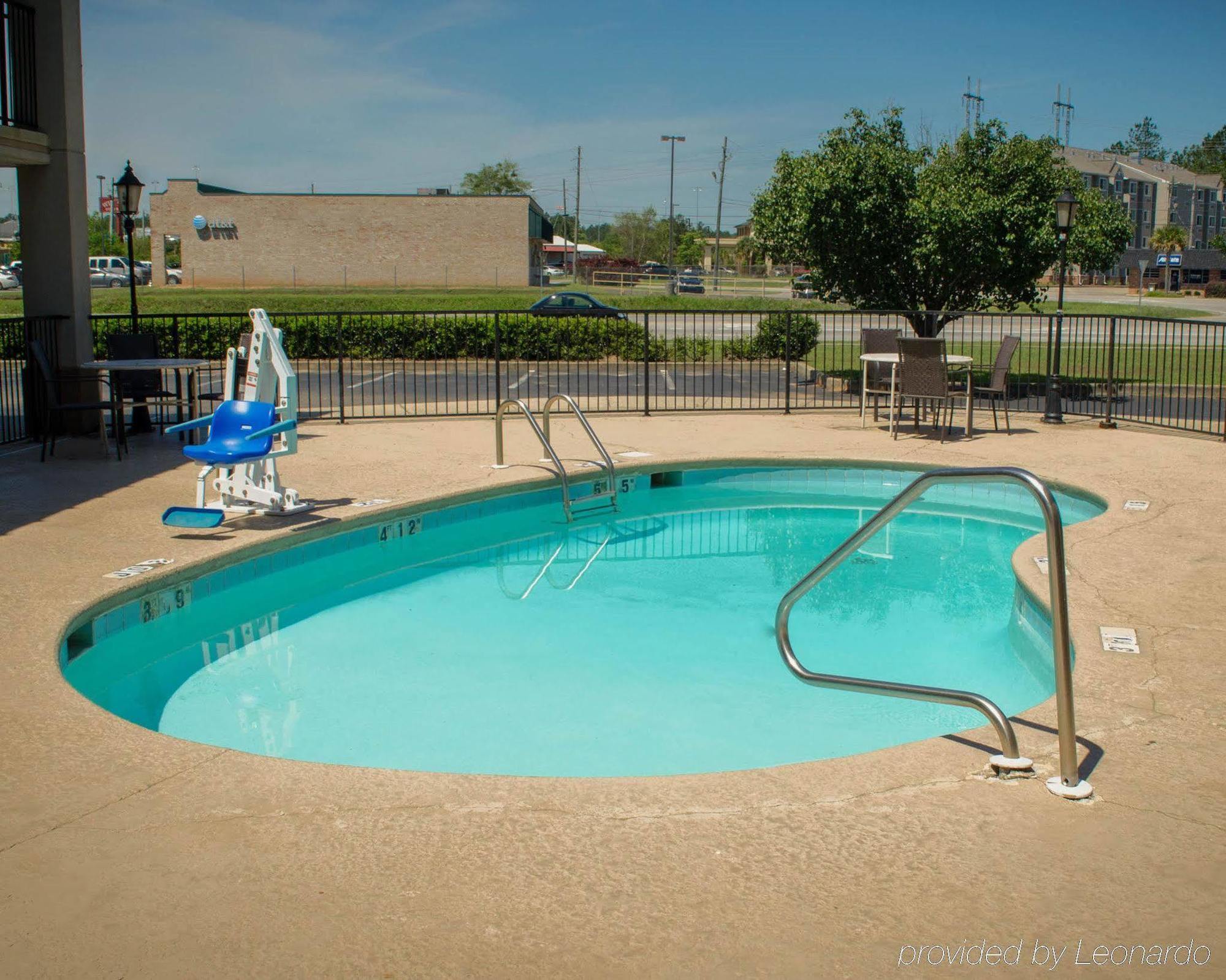 Red Roof Inn Mobile North - Saraland Exterior photo